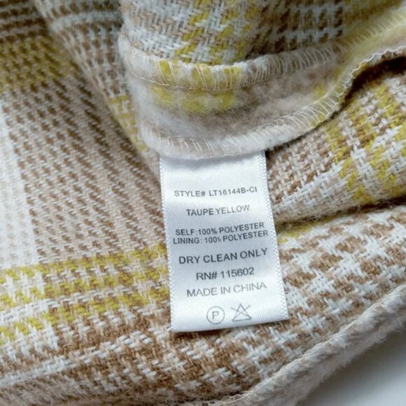 Plaid button up jacket from Lush - Picture 2 of 7